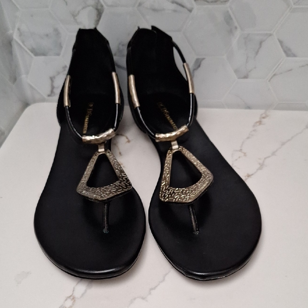 BCBGeneration Black Sandals with Geometric Accents